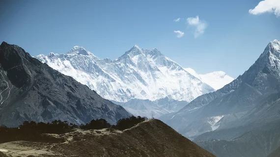 Mountain Climb Everest
